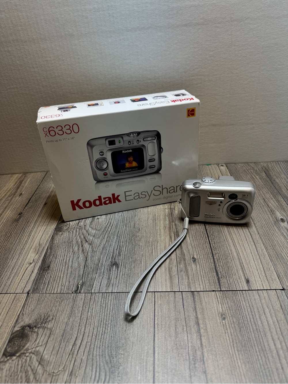 Kodak Digital Camera EasyShare CX6330 3.1MP Silver Tested with Box Works